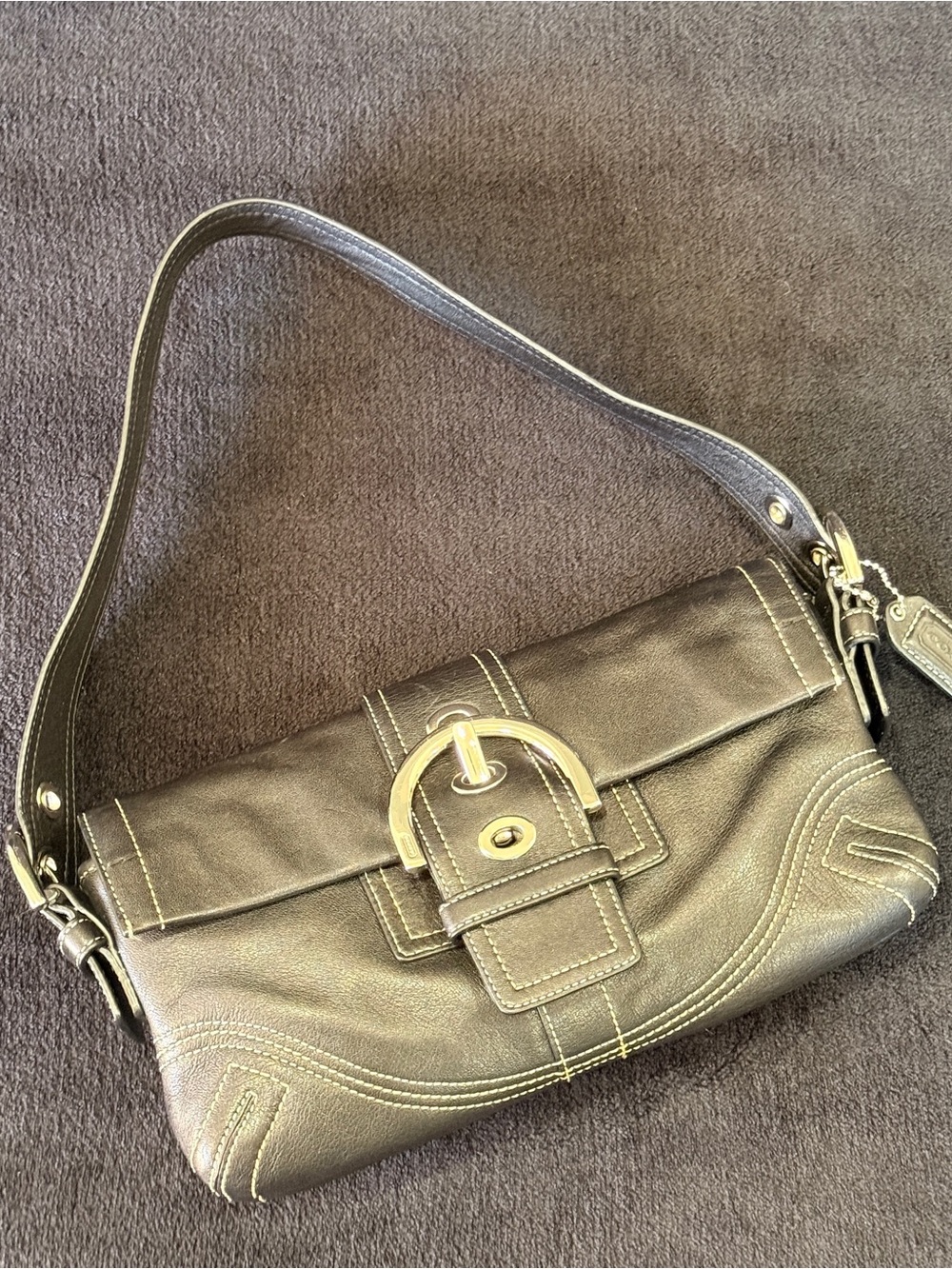 Coach 2005 Y2K Vintage Soho Horseshoe Buckle Shoulder Contrast Stitch Shoulder